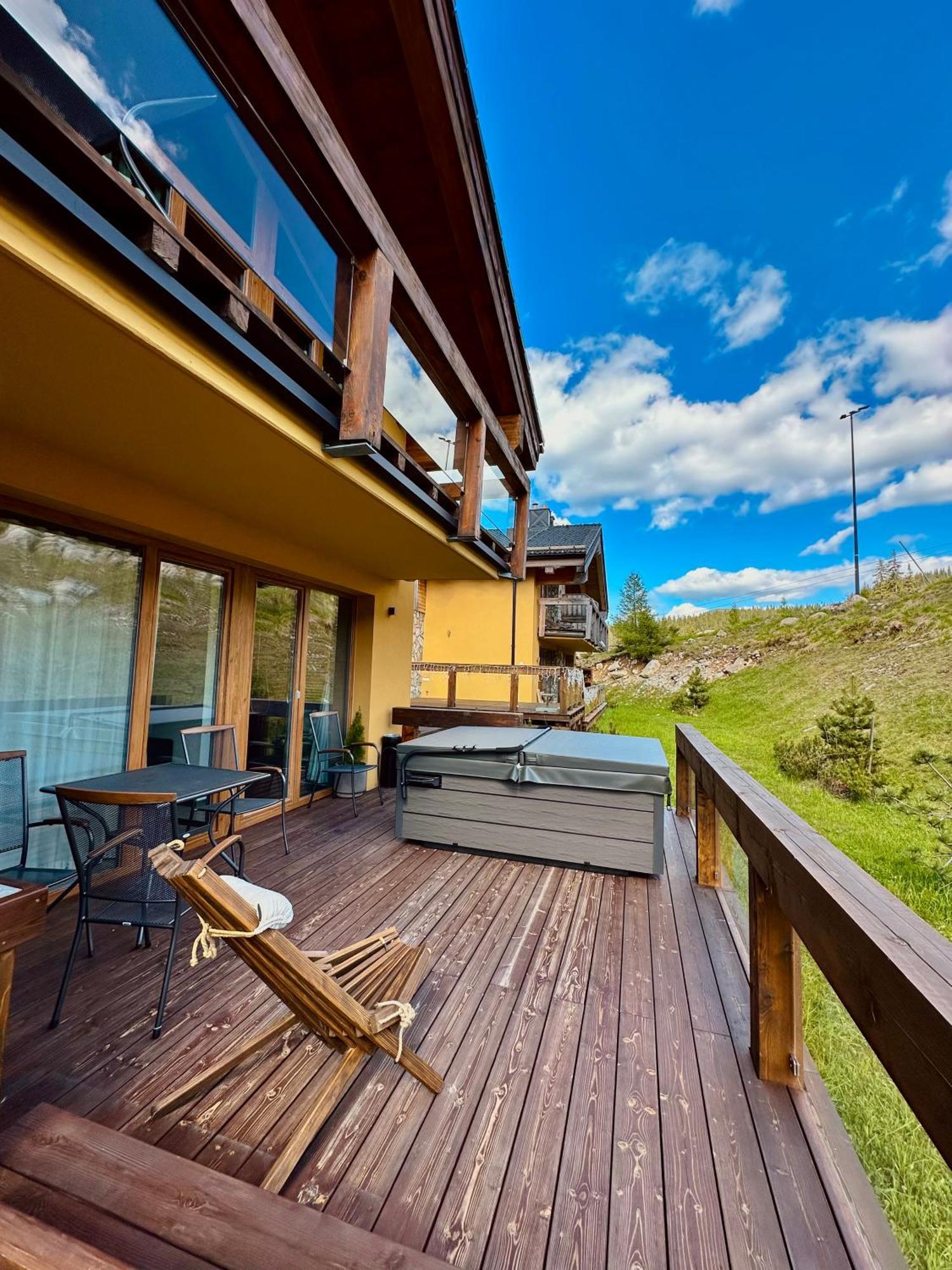 Chalet Mountain Демановска Долина Екстериор снимка